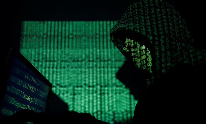 Several US college media indicate that the educational application Canvas was hacked.